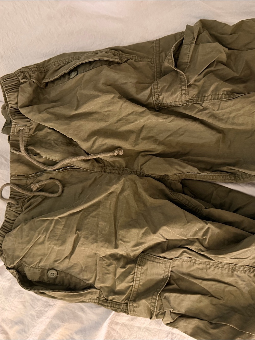 Women’s TNA Olive Cargo/ parachute pants with Drawstring Waist